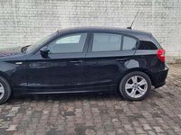 Gebraucht BMW 116 122 PS (89 kW) 2010 Black sapphire metallic Kleinwagen