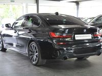 gebraucht BMW 320 d xDrive STNDHZNG/KAMERA/HIFI/AHK/METALLIC