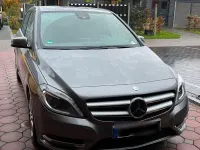 Gebraucht Mercedes B200 136 PS (100 kW) 2014 Grau Kleinwagen
