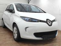 Gebraucht Renault Zoe Zen 42 kW (58 PS) 2013 Weiss "nacre" Kleinwagen