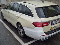 Gebraucht Mercedes E220 194 PS (142 kW) 2019 Weiß Kombi