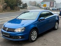 Gebraucht VW Eos 122 PS (89 kW) 2013 Blau Cabrio