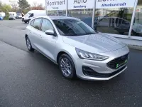 Gebraucht Ford Focus Titanium 125 PS (91 kW) 2023 Polarsilber metallic Limousine