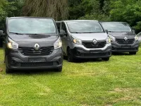Gebraucht Renault Trafic Expression 95 PS (69 kW) 2016 Schwarz Van / Kleinbus