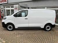 Gebraucht Toyota Proace 144 PS (105 kW) 2024 Weiß Van / Kleinbus