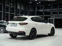 Gebraucht Maserati Levante 349 PS (256 kW) 2024 Weiss SUV