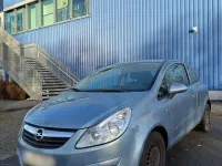 Używany Opel Corsa 60 KM (44 kW) 2006 Niebieski Sedan/Limuzyna