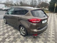 Gebraucht Ford C-MAX Titanium 125 PS (91 kW) 2016 Braun Van / Kleinbus