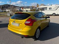 Gebraucht Ford Focus 156 PS (114 kW) 2011 Gelb Limousine