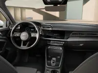 Neu Audi A3 204 PS (150 kW) 2026 Navarrablau metallic SUV