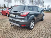 Gebraucht Ford Kuga Cool & Connect 182 PS (133 kW) 2017 Grau SUV