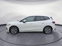 Gebraucht BMW 220 Active Tourer 170 PS (125 kW) 2025 Weiß Van / Kleinbus