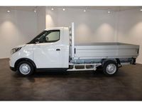 Gebraucht Maxus EV80 66 kW (90 PS) 2025 Weiss Van