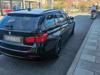 Gebraucht BMW 320 184 PS (135 kW) 2012 Schwarz Kombi