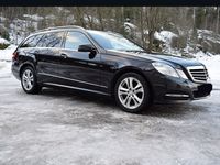 Gebraucht Mercedes E350 Avantgarde 252 PS (185 kW) 2013 Schwarz metallic Kombi