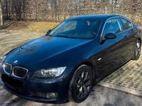 Gebraucht BMW 325 218 PS (160 kW) 2008 Blau Coupé
