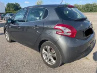 Gebraucht Peugeot 208 Active 82 PS (60 kW) 2014 Grau Kleinwagen