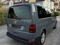 Gebraucht VW Caravelle 150 PS (110 kW) 2017 Grau Van
