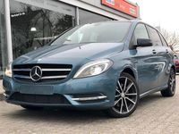 Gebraucht Mercedes B220 Night 170 PS (125 kW) 2014 Blau Van / Kleinbus