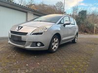Gebraucht Peugeot 5008 156 PS (114 kW) 2010 Grau Van / Kleinbus