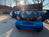 Gebraucht Toyota Aygo 68 PS (50 kW) 2009 Blau Kleinwagen