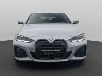 Gebraucht BMW i4 M Sport 210 kW (286 PS) 2023 M brooklyn grau metallicc4p Limousine
