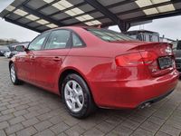 Second-hand Audi A4 143 CP (105 kW) 2011 Roșu Berlinǎ