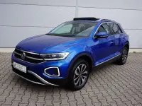 Second-hand VW T-Roc Style 150 CP (110 kW) 2024 Albastru SUV
