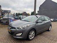 Gebraucht Hyundai i30 99 PS (72 kW) 2014 Grau Limousine