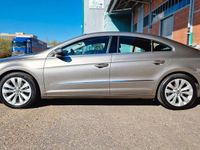 Gebraucht VW Passat 140 PS (102 kW) 2012 Silber Limousine