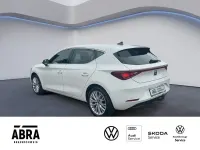 Gebraucht Seat Leon XCELLENCE 190 PS (139 kW) 2022 Weiß Limousine