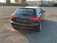 Gebraucht Audi A3 160 PS (117 kW) 2010 Grau Kleinwagen