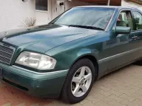 Gebraucht Mercedes C180 Elegance 122 PS (89 kW) 1993 Grün Limousine