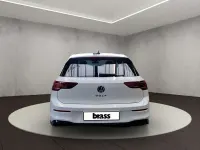 Neu VW Golf VIII R-line 150 PS (110 kW) 2026 Pure white/schwarz Limousine