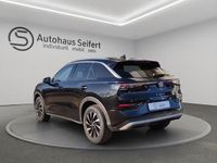 Neu VW T-Roc Style 150 PS (110 kW) 2026 Schwarz SUV