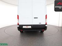 Gebraucht Ford Transit Trend 170 PS (125 kW) 2023 Frostweiß Van / Kleinbus