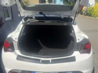 Usado Opel Astra Edition 140 HP (102 kW) 2012 Coupé