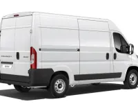 Neu Peugeot Boxer 140 PS (102 kW) 2026 Kaolin weiß Van