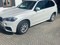 gebraucht BMW X5 xDrive30d - AHK HUD , 8 fach bereift