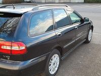 Gebraucht Volvo V40 122 PS (89 kW) 2002 Schwarz Kombi