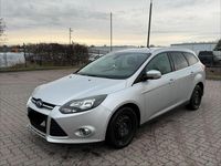 Gebraucht Ford Focus 115 PS (84 kW) 2012 Silber Kombi