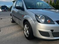 Gebraucht Ford Fiesta 60 PS (44 kW) 2006 Silber Kleinwagen