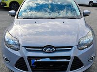 Second-hand Ford Focus SYNC Edition 125 CP (91 kW) 2014 Gri Break