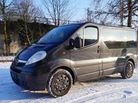 Gebraucht Opel Vivaro 114 PS (83 kW) 2011 Schwarz Van / Kleinbus