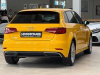 Gebraucht Audi e-tron Sport 150 kW (204 PS) 2018 Gelb SUV