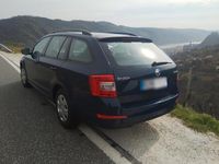 Usado Skoda Octavia 105 HP (77 kW) 2015 Azul Citadino