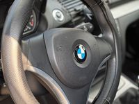 Gebraucht BMW 116 122 PS (89 kW) 2012 Weiß Kleinwagen