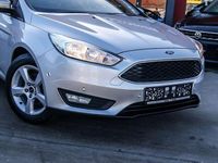 Gebraucht Ford Focus Business Edition 120 PS (88 kW) 2017 Moondust metallic Limousine