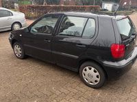 Gebraucht VW Polo 60 PS (44 kW) 2000 Schwarz Kleinwagen