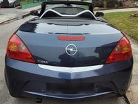Gebraucht Opel Tigra 90 PS (66 kW) 2009 Grau Cabrio